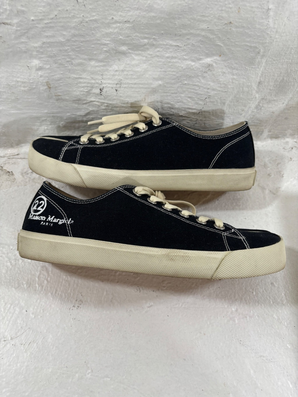 Maison Margelia Tabi Sneakers {{ color }} {{ brand }} {{ archive }} {{ season }} {{ year }} {{ hedi slimane }}