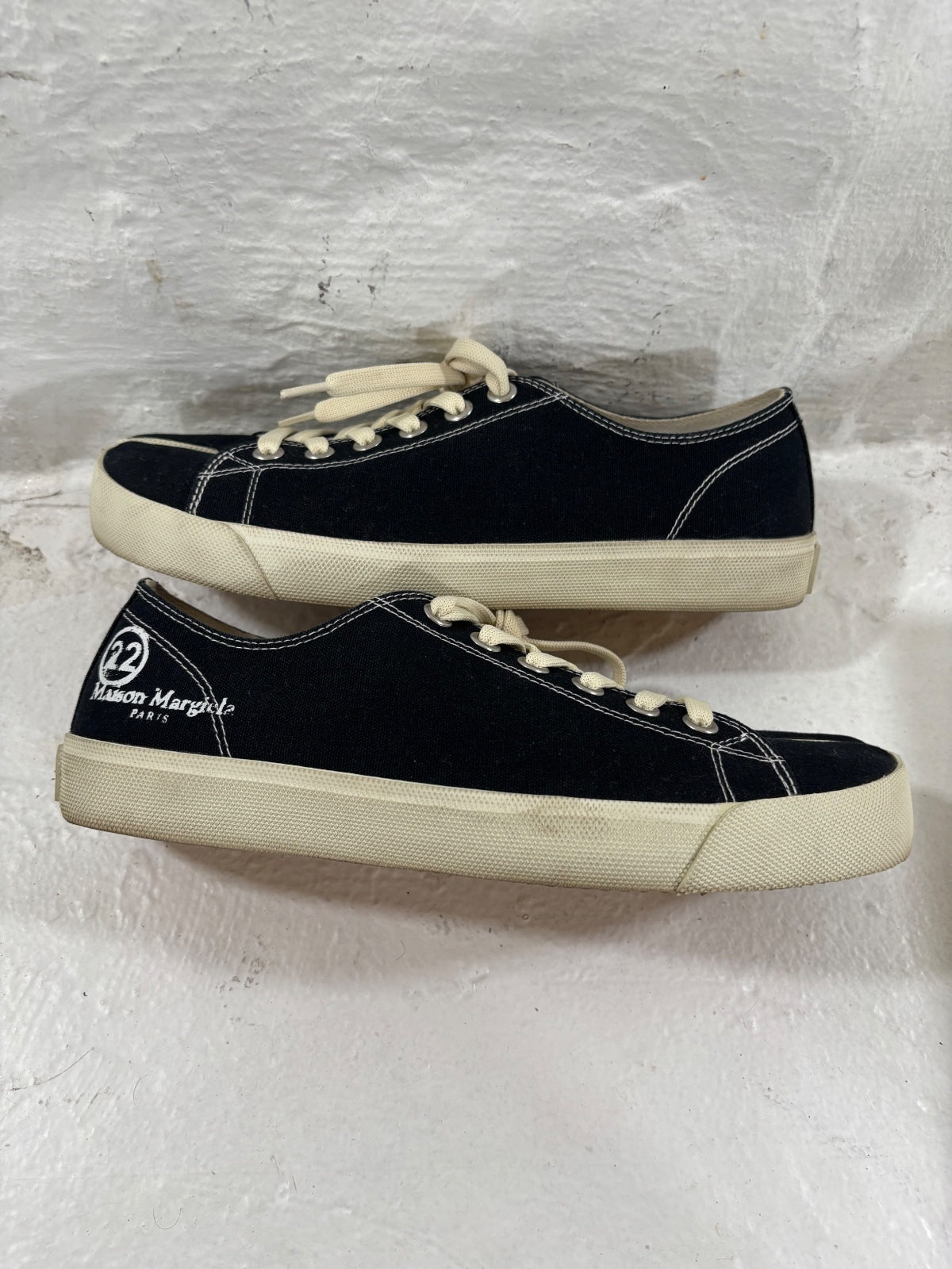 Maison Margelia Tabi Sneakers {{ color }} {{ brand }} {{ archive }} {{ season }} {{ year }} {{ hedi slimane }}