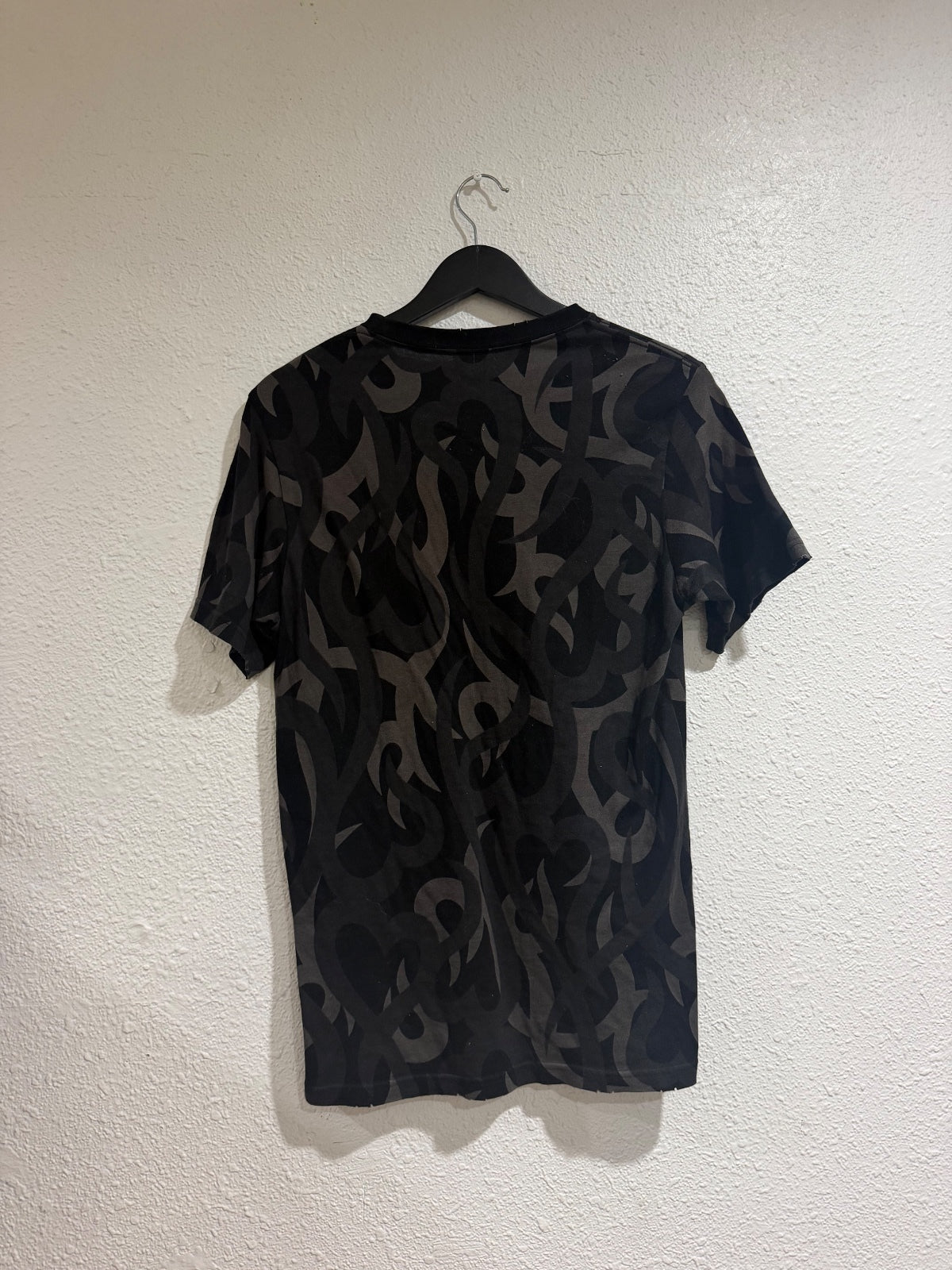 Number (N)ine Black Tribal Tee {{ color }} {{ brand }} {{ archive }} {{ season }} {{ year }} {{ hedi slimane }}