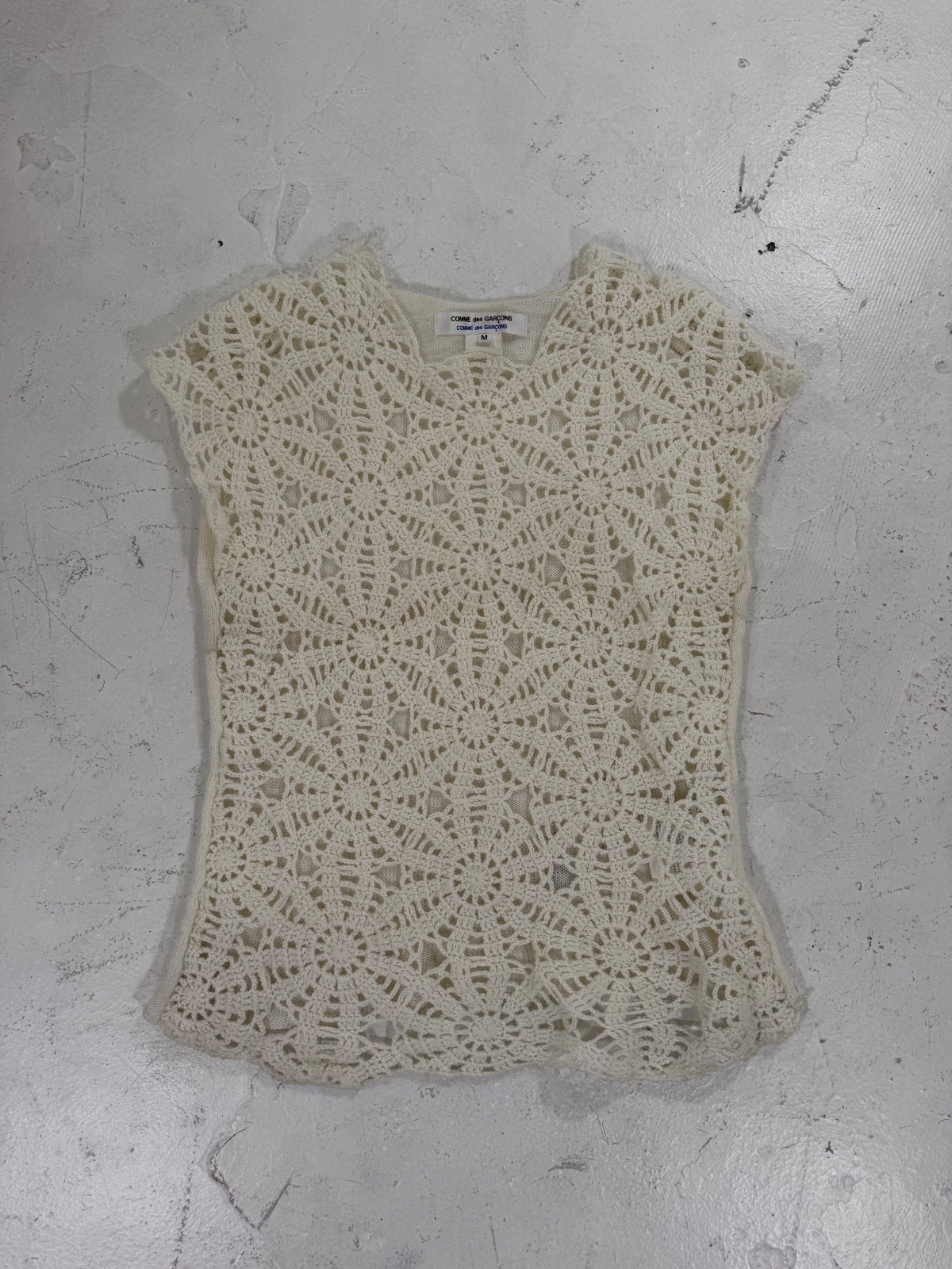 Comme Des Garcons Webbed Knitted Tee {{ color }} {{ brand }} {{ archive }} {{ season }} {{ year }} {{ hedi slimane }}