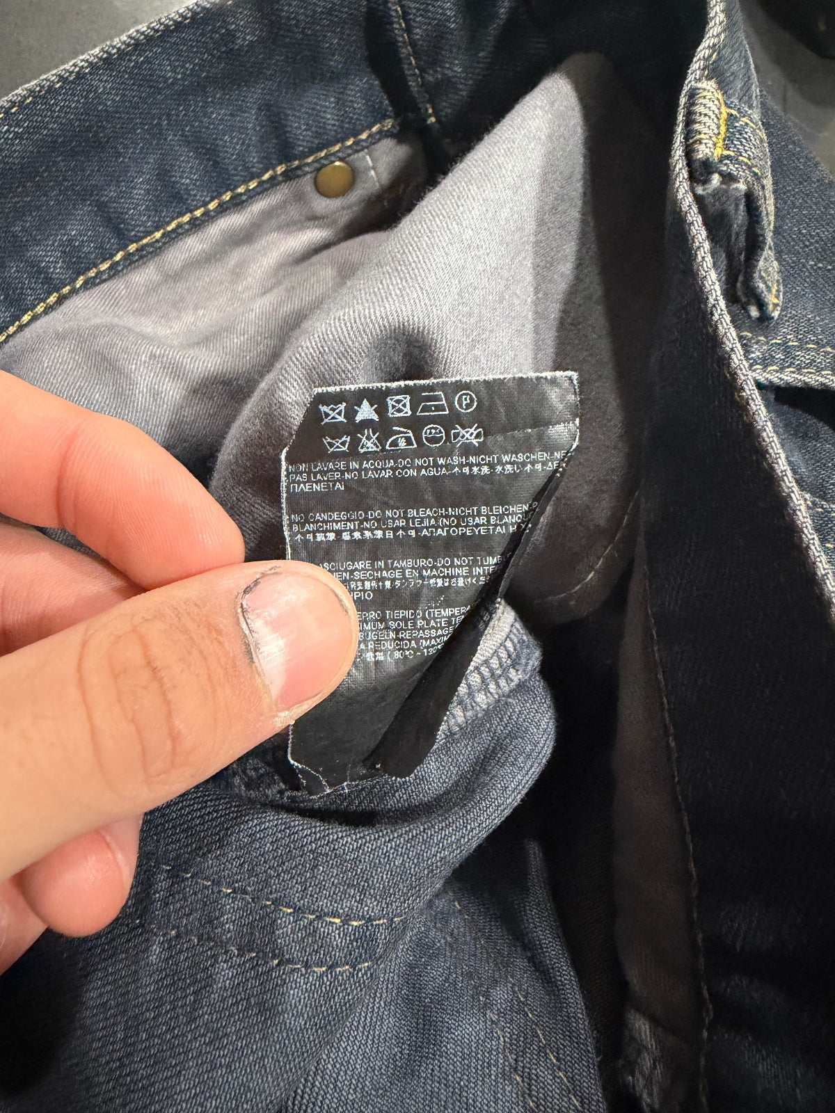 Saint Laurent Paris Scab Denim {{ color }} {{ brand }} {{ archive }} {{ season }} {{ year }} {{ hedi slimane }}