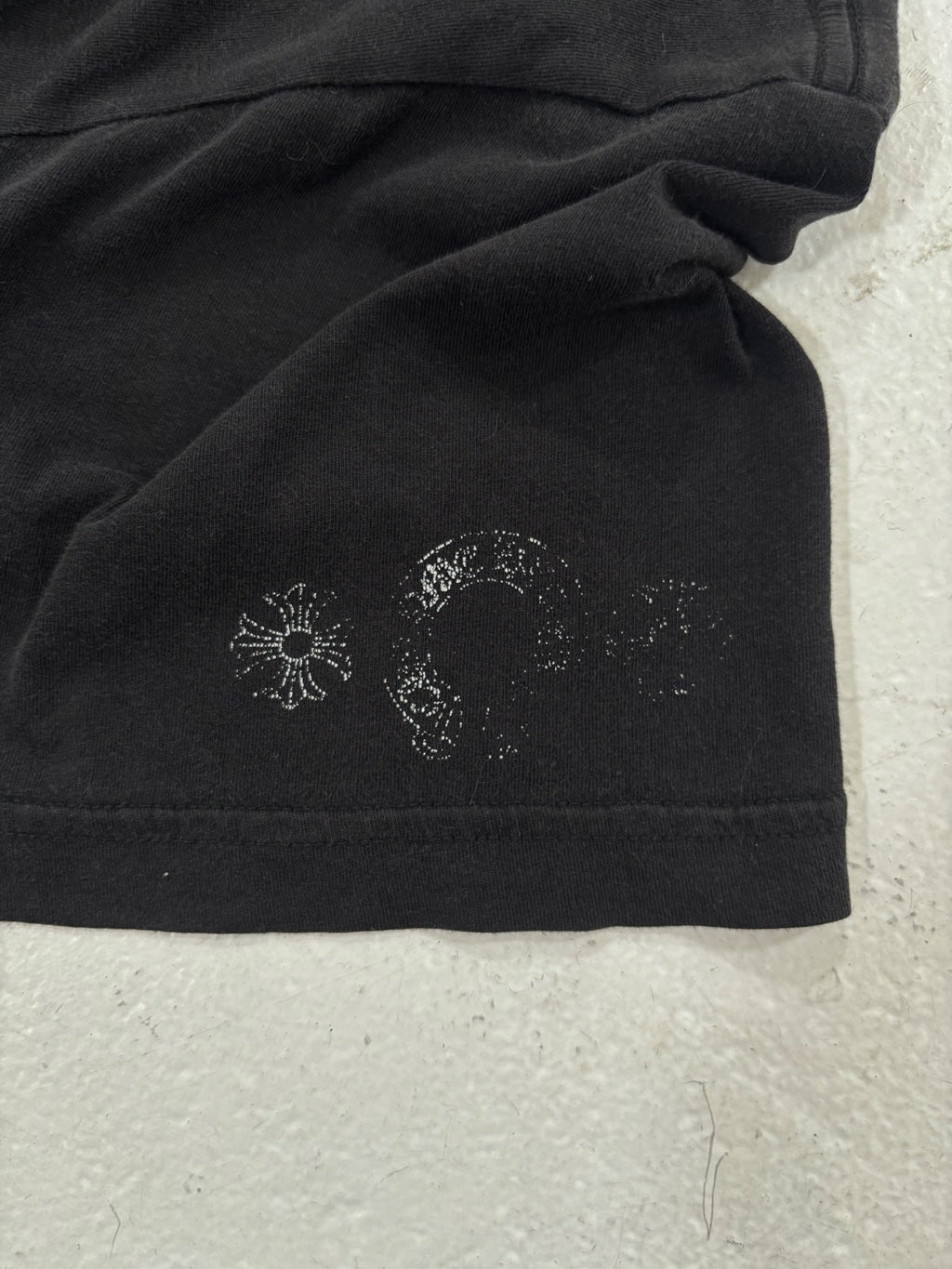 Thrashed Chrome Hearts T-Shirt {{ color }} {{ brand }} {{ archive }} {{ season }} {{ year }} {{ hedi slimane }}