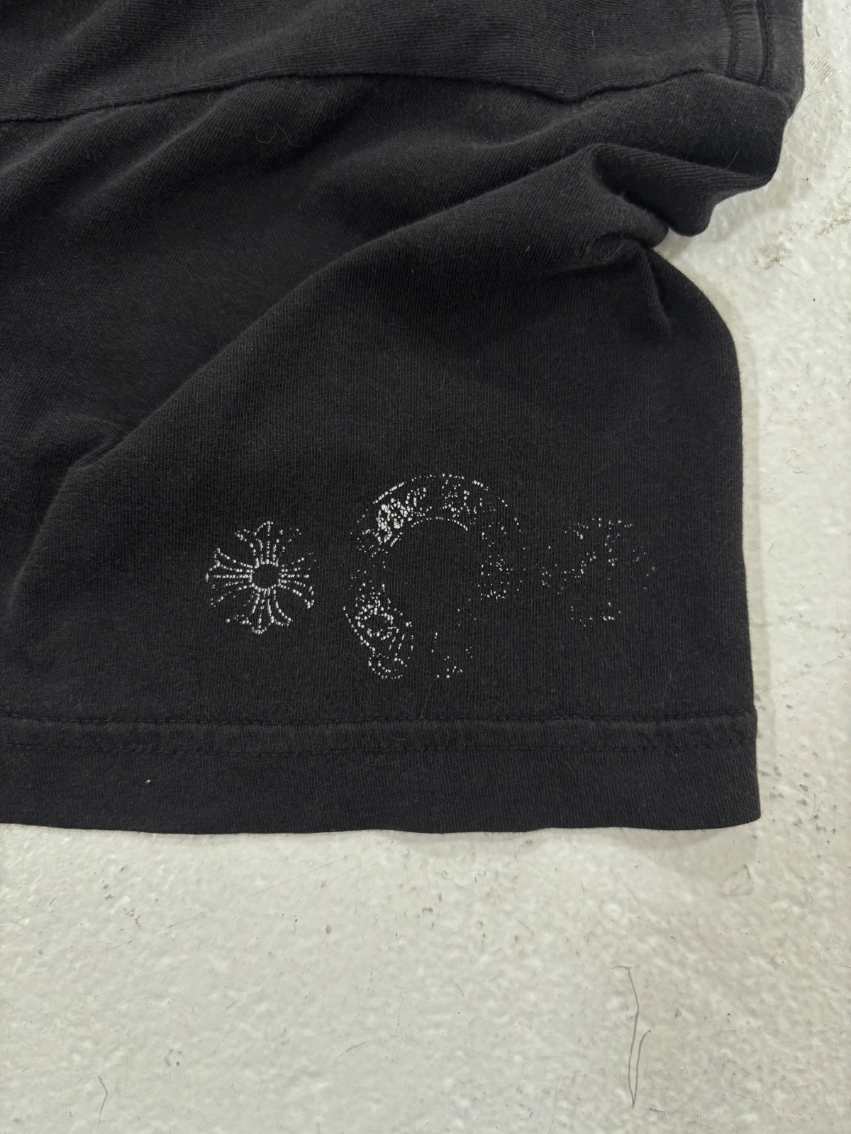 Thrashed Chrome Hearts T-Shirt {{ color }} {{ brand }} {{ archive }} {{ season }} {{ year }} {{ hedi slimane }}