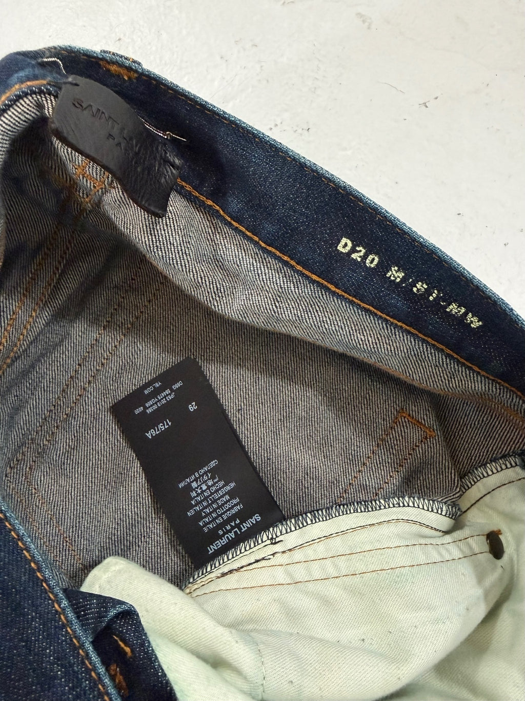 Saint Laurent Paris D20 Blue Denim {{ color }} {{ brand }} {{ archive }} {{ season }} {{ year }} {{ hedi slimane }}