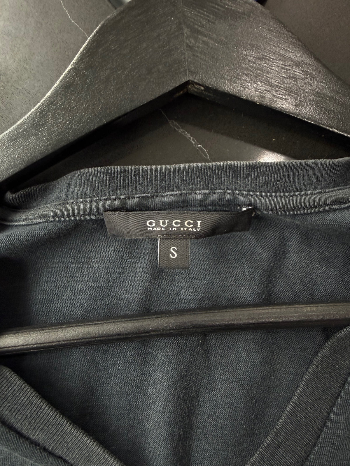 Gucci V Neck Tee {{ color }} {{ brand }} {{ archive }} {{ season }} {{ year }} {{ hedi slimane }}