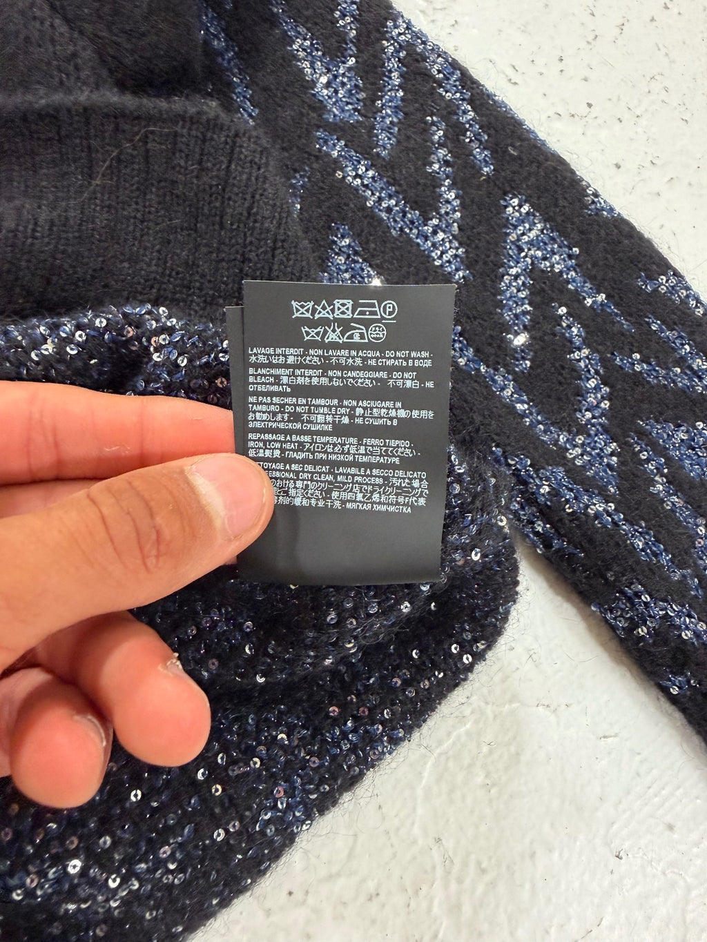 Saint Laurent Paris Knitted Sequins Crewneck {{ color }} {{ brand }} {{ archive }} {{ season }} {{ year }} {{ hedi slimane }}
