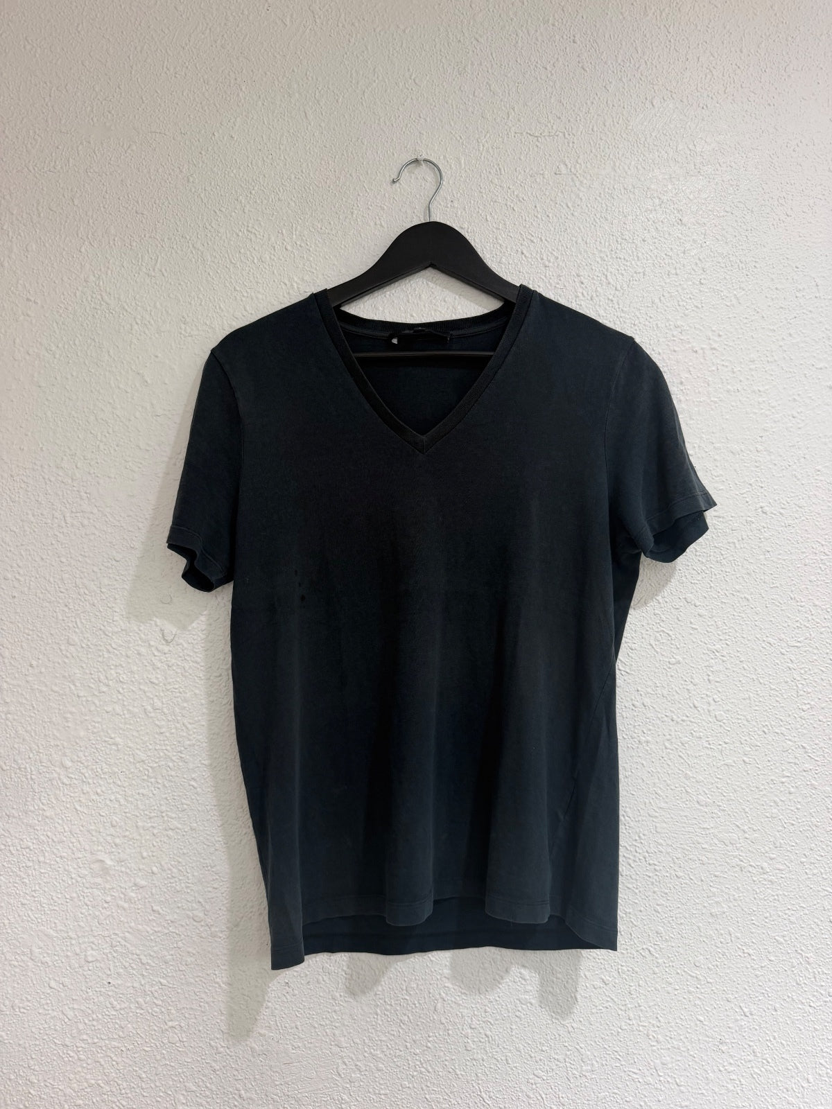 Gucci V Neck Tee {{ color }} {{ brand }} {{ archive }} {{ season }} {{ year }} {{ hedi slimane }}
