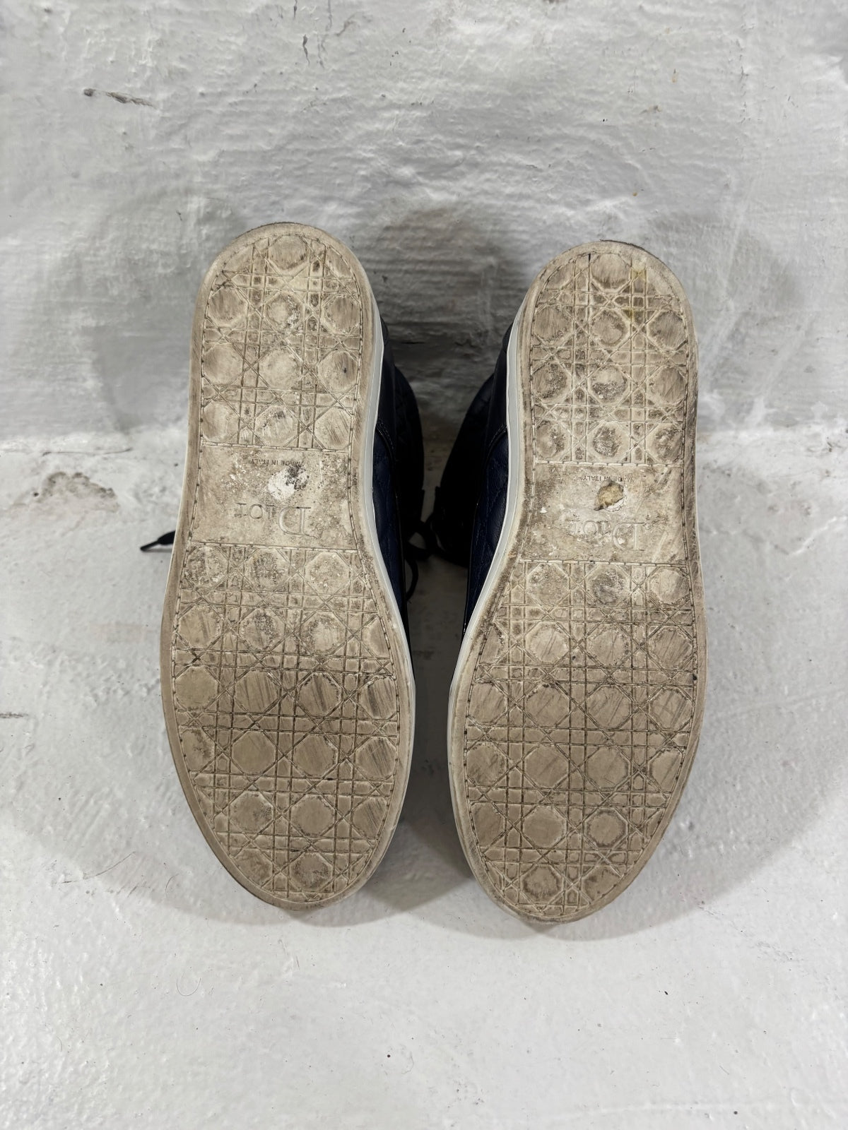 Dior Homme Quilted Sneakers {{ color }} {{ brand }} {{ archive }} {{ season }} {{ year }} {{ hedi slimane }}