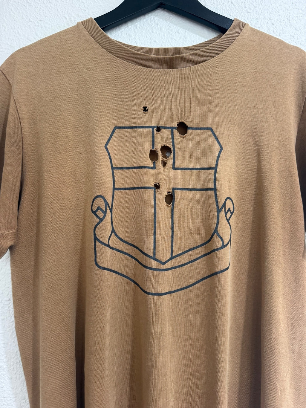 Number (N)ine AW01 Shield Tee {{ color }} {{ brand }} {{ archive }} {{ season }} {{ year }} {{ hedi slimane }}