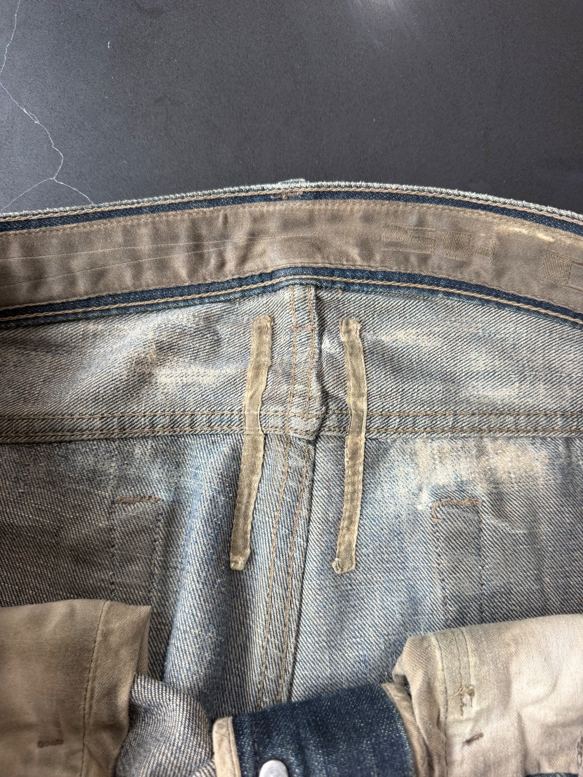 Rick Owens Olmar & Mirta Dust Berlin Cut {{ color }} {{ brand }} {{ archive }} {{ season }} {{ year }} {{ hedi slimane }}