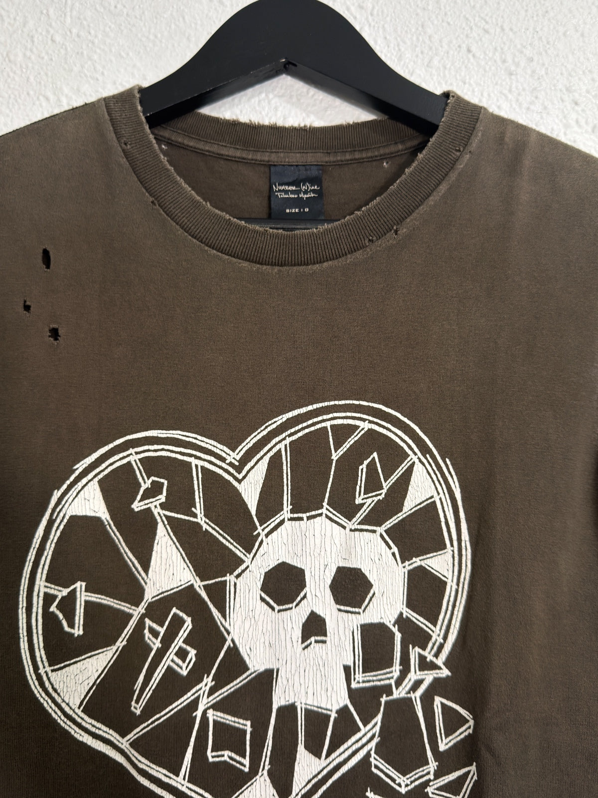 SS05 Number (N)ine broken heart tee {{ color }} {{ brand }} {{ archive }} {{ season }} {{ year }} {{ hedi slimane }}