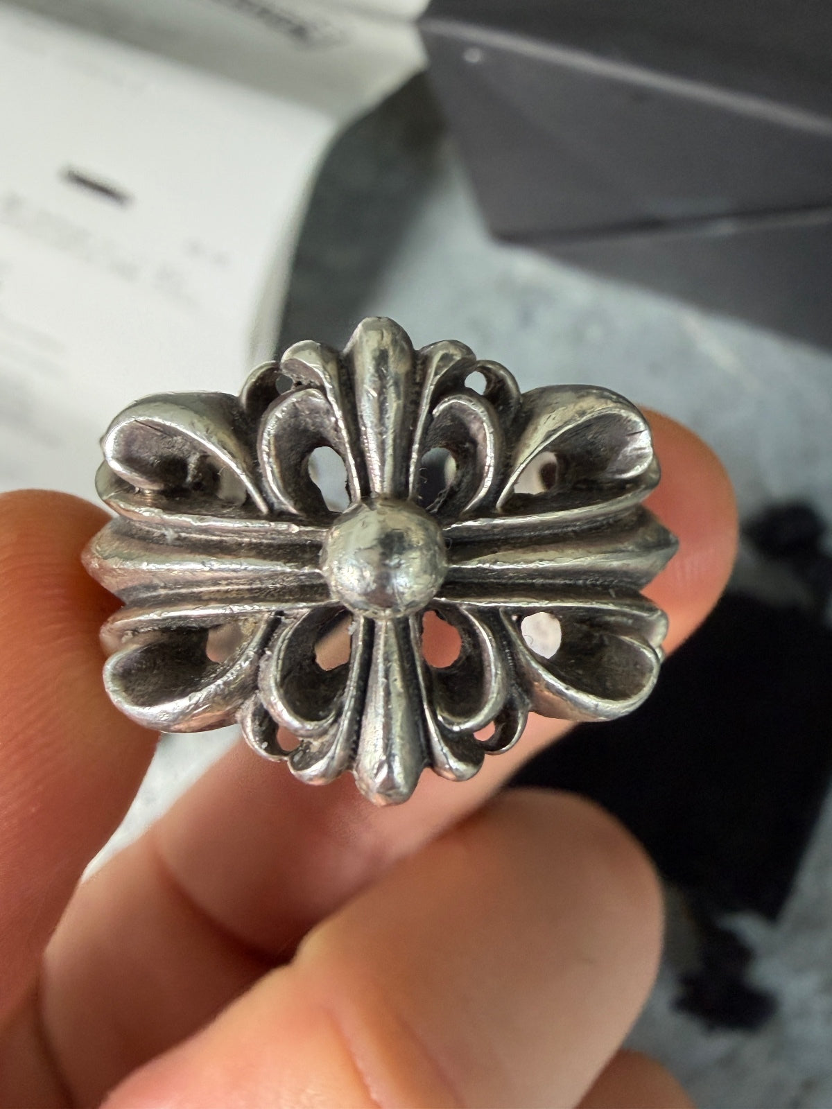 Chrome hearts double floral ring {{ color }} {{ brand }} {{ archive }} {{ season }} {{ year }} {{ hedi slimane }}