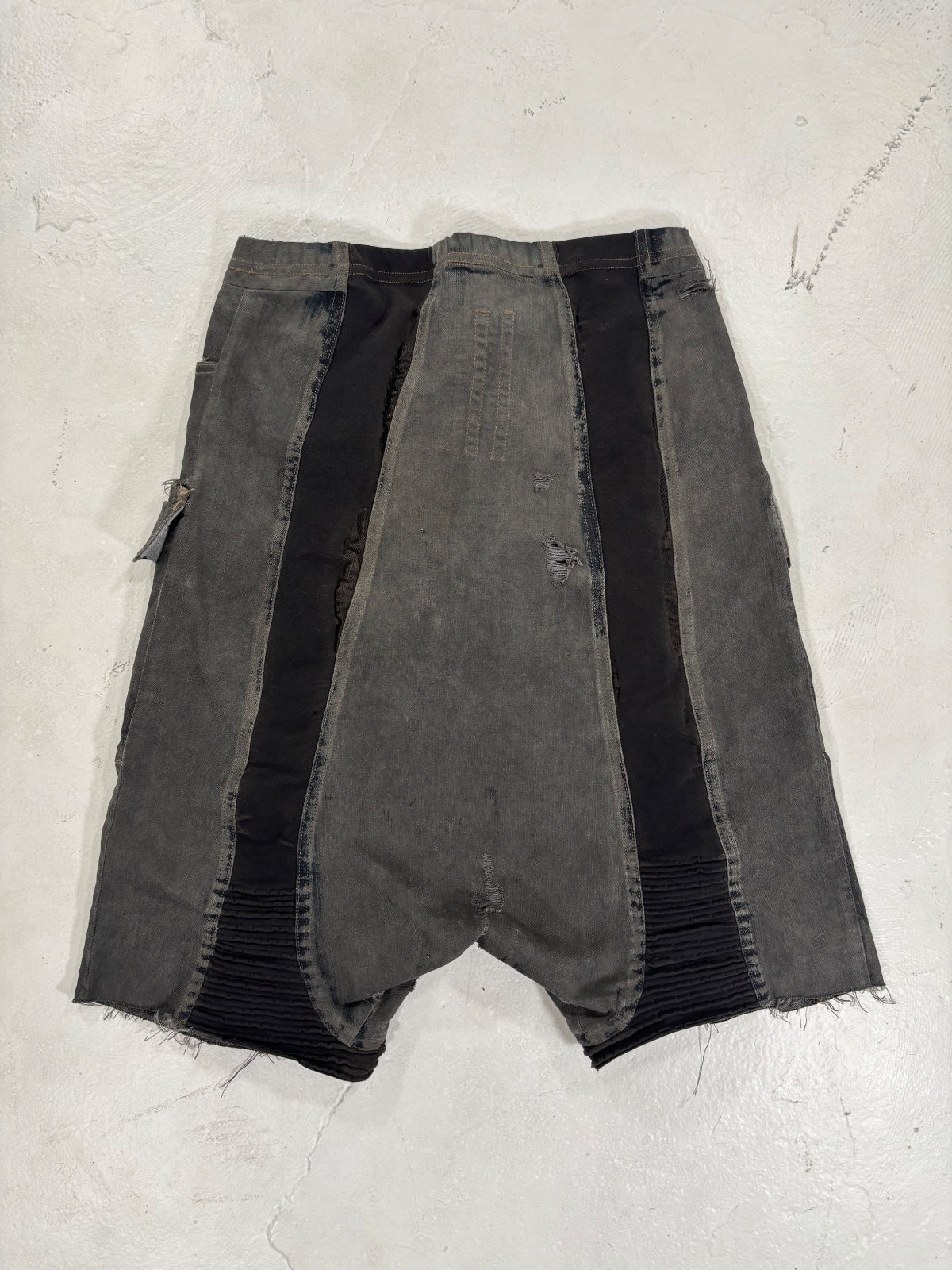 Rick Owens Olmar & Mirta Hogwash Shorts {{ color }} {{ brand }} {{ archive }} {{ season }} {{ year }} {{ hedi slimane }}