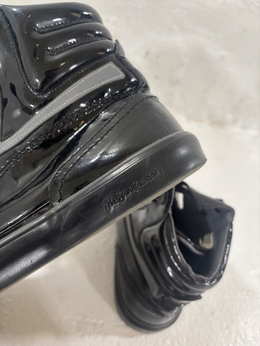 Yves Saint Laurent YSL Hightop Sneakers {{ color }} {{ brand }} {{ archive }} {{ season }} {{ year }} {{ hedi slimane }}