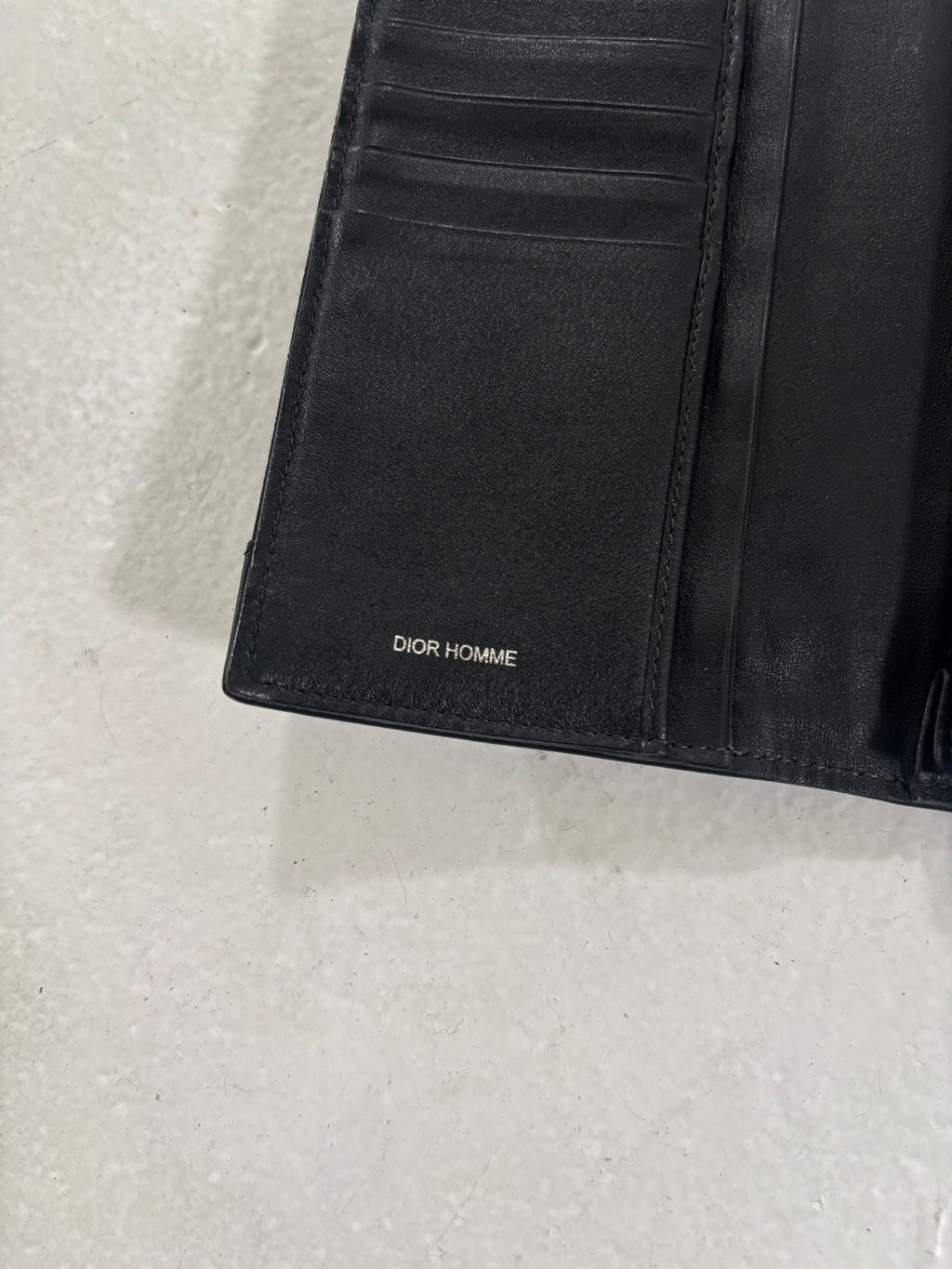 Dior Homme KVA Wallet {{ color }} {{ brand }} {{ archive }} {{ season }} {{ year }} {{ hedi slimane }}