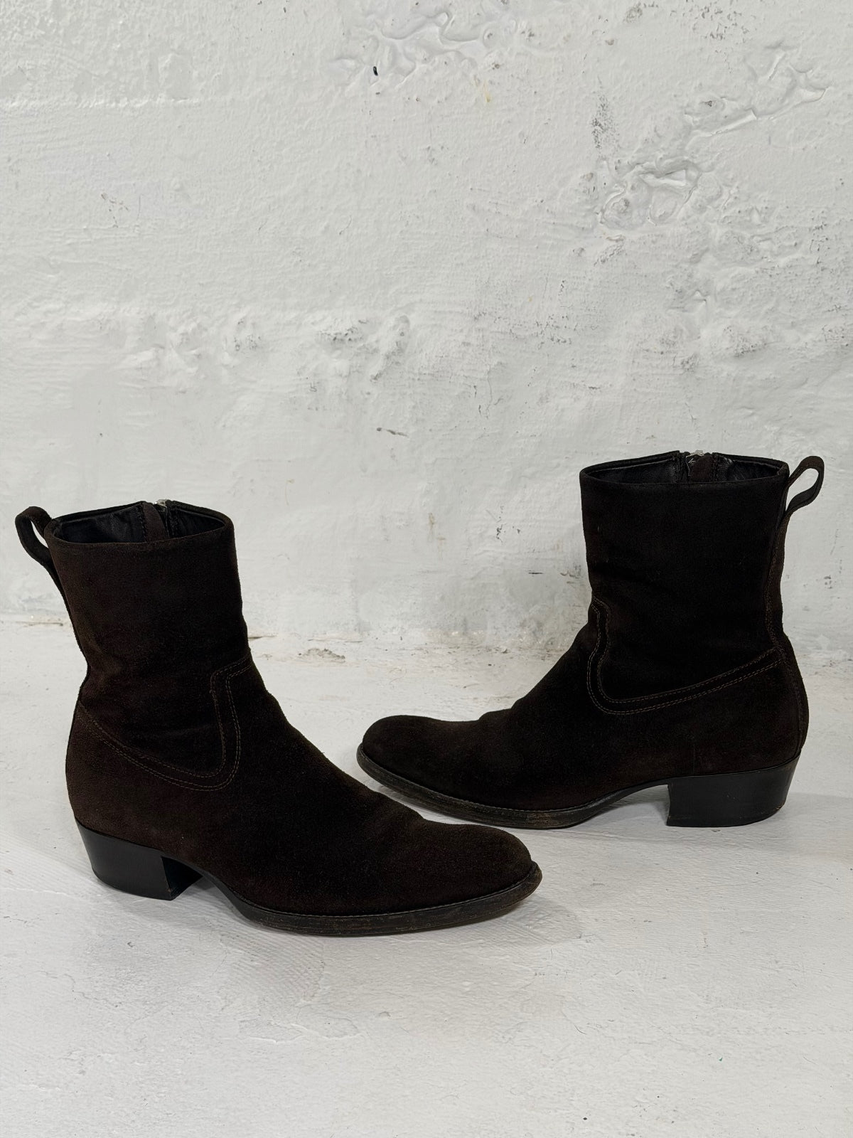 Dior Homme AW05 Suede Side-Zip Hedi Boots {{ color }} {{ brand }} {{ archive }} {{ season }} {{ year }} {{ hedi slimane }}