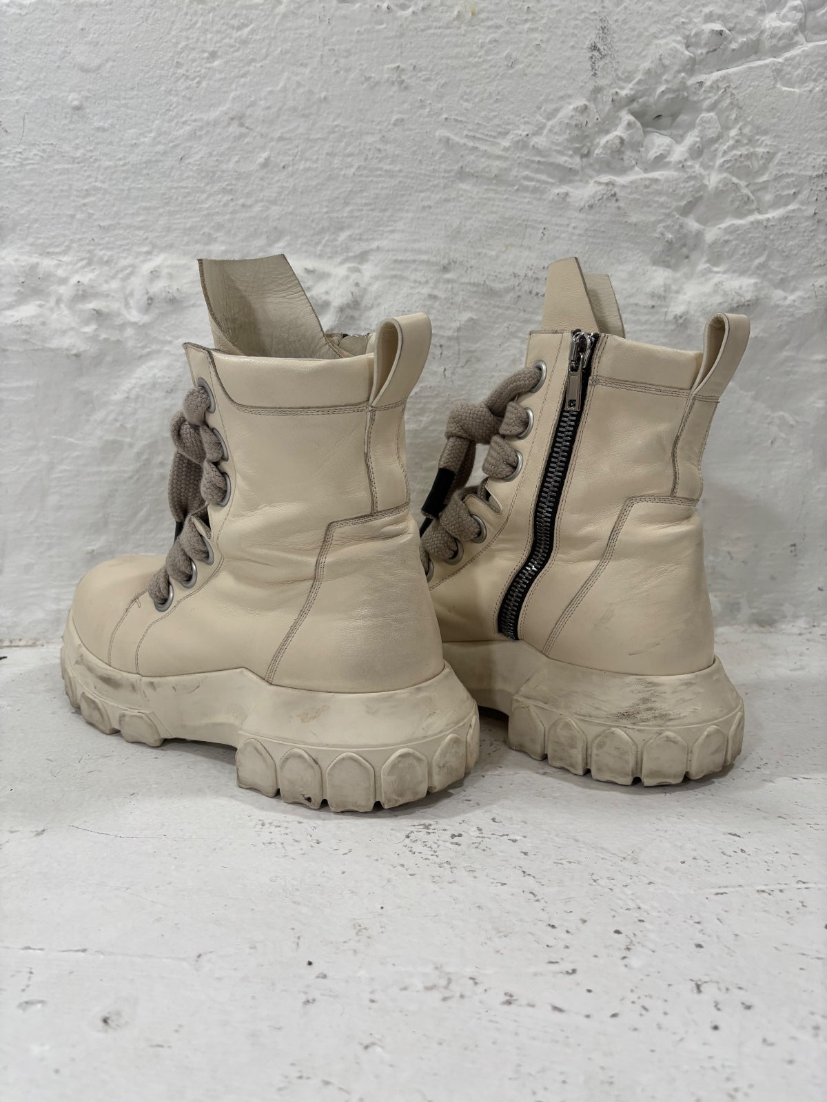 Rick Owens Jumbo Lace Bozo Boots {{ color }} {{ brand }} {{ archive }} {{ season }} {{ year }} {{ hedi slimane }}