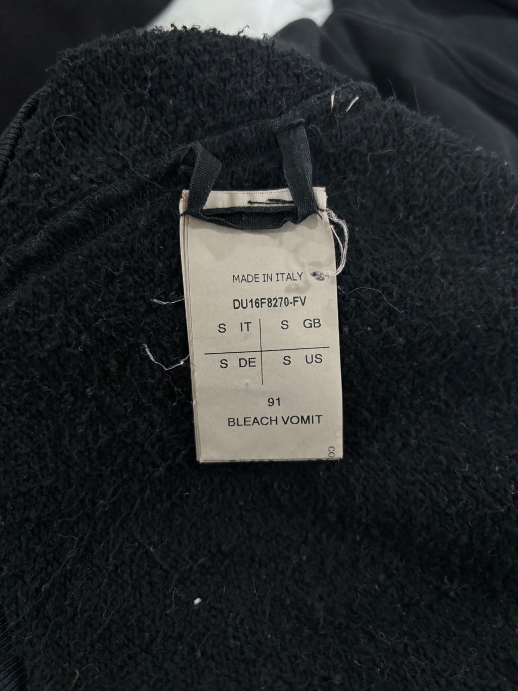 Rick Owens Vomit Bleach Crewneck {{ color }} {{ brand }} {{ archive }} {{ season }} {{ year }} {{ hedi slimane }}