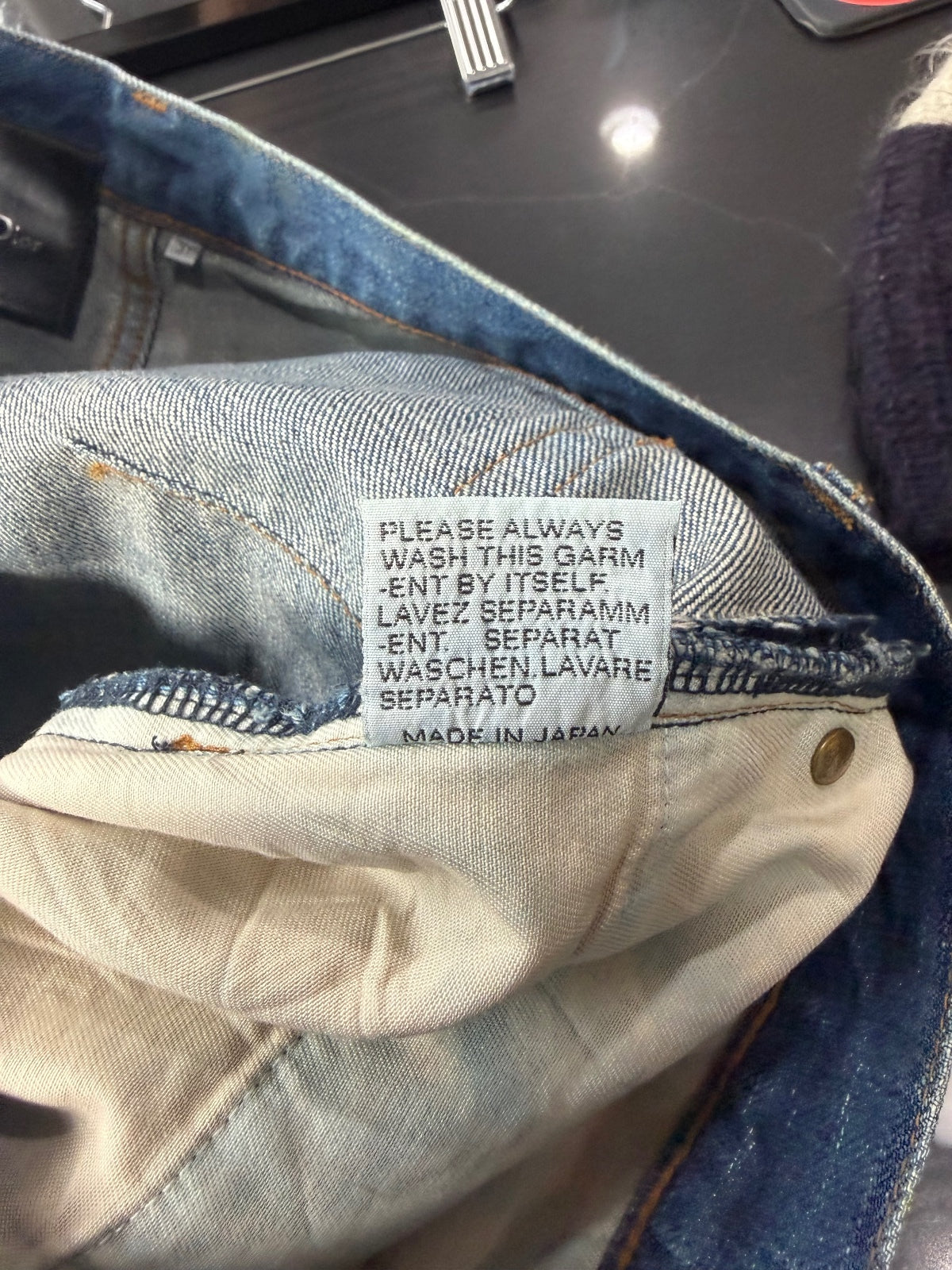 Dior Homme AW04 Luster Denim {{ color }} {{ brand }} {{ archive }} {{ season }} {{ year }} {{ hedi slimane }}