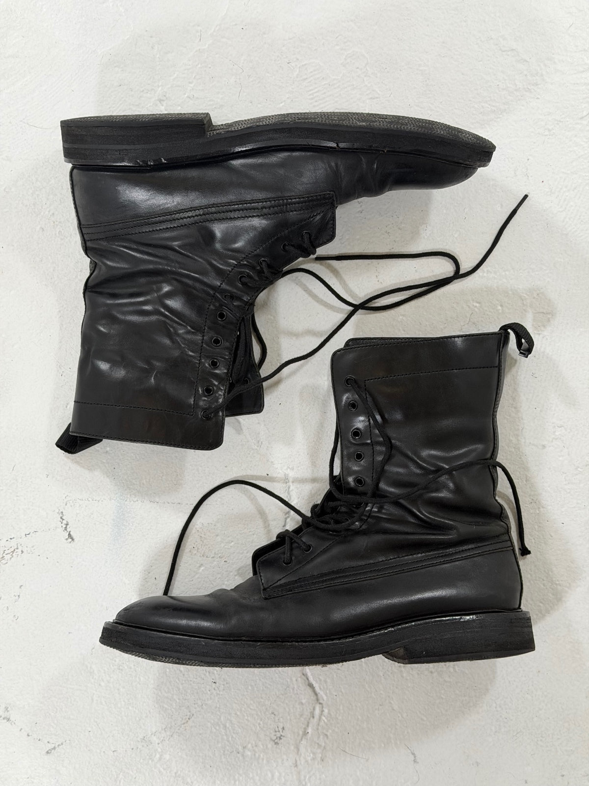 Dior Homme AW07 Navigator Boots By Hedi {{ color }} {{ brand }} {{ archive }} {{ season }} {{ year }} {{ hedi slimane }}